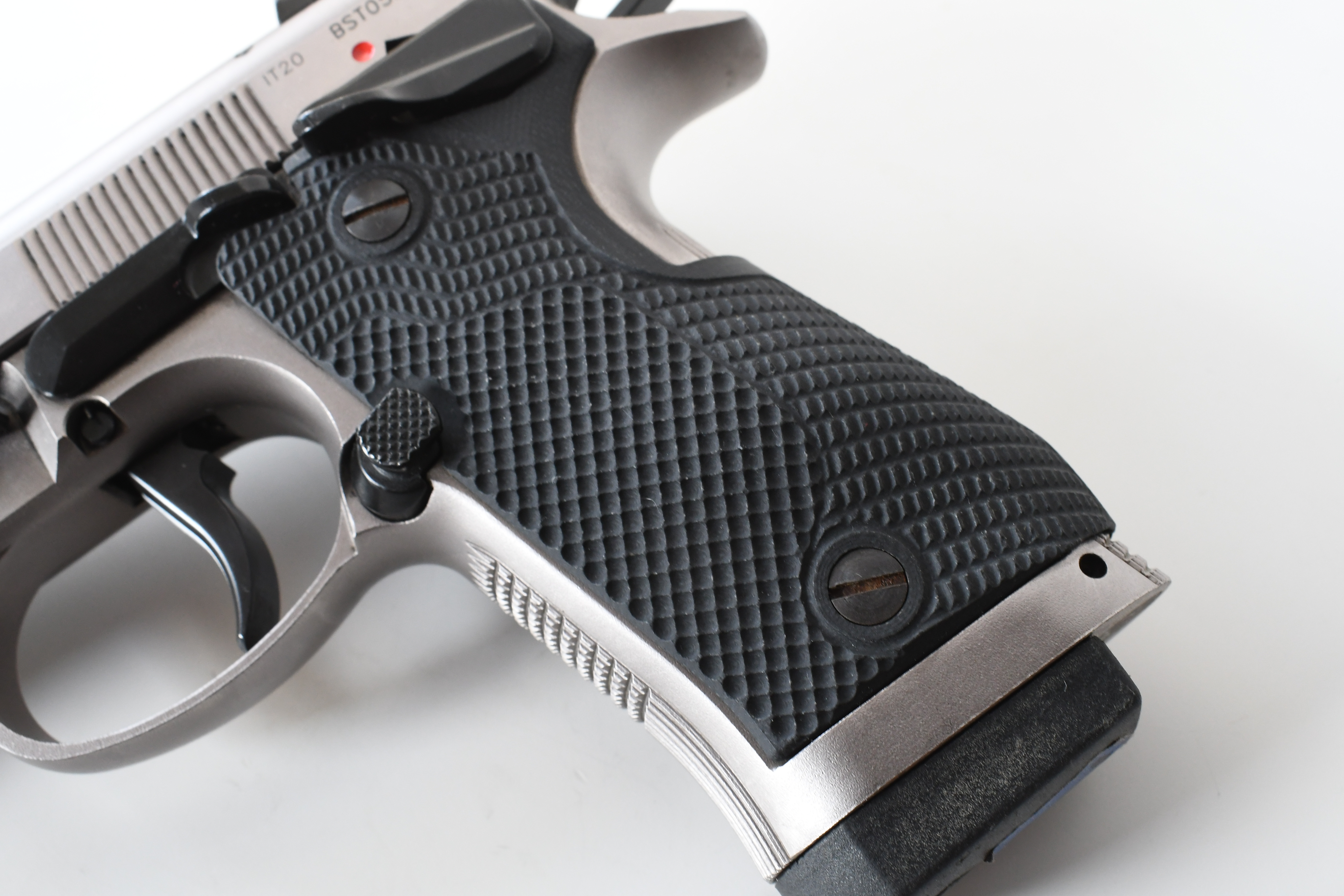 Beretta 92X Performance with LOK Grips - Left Side