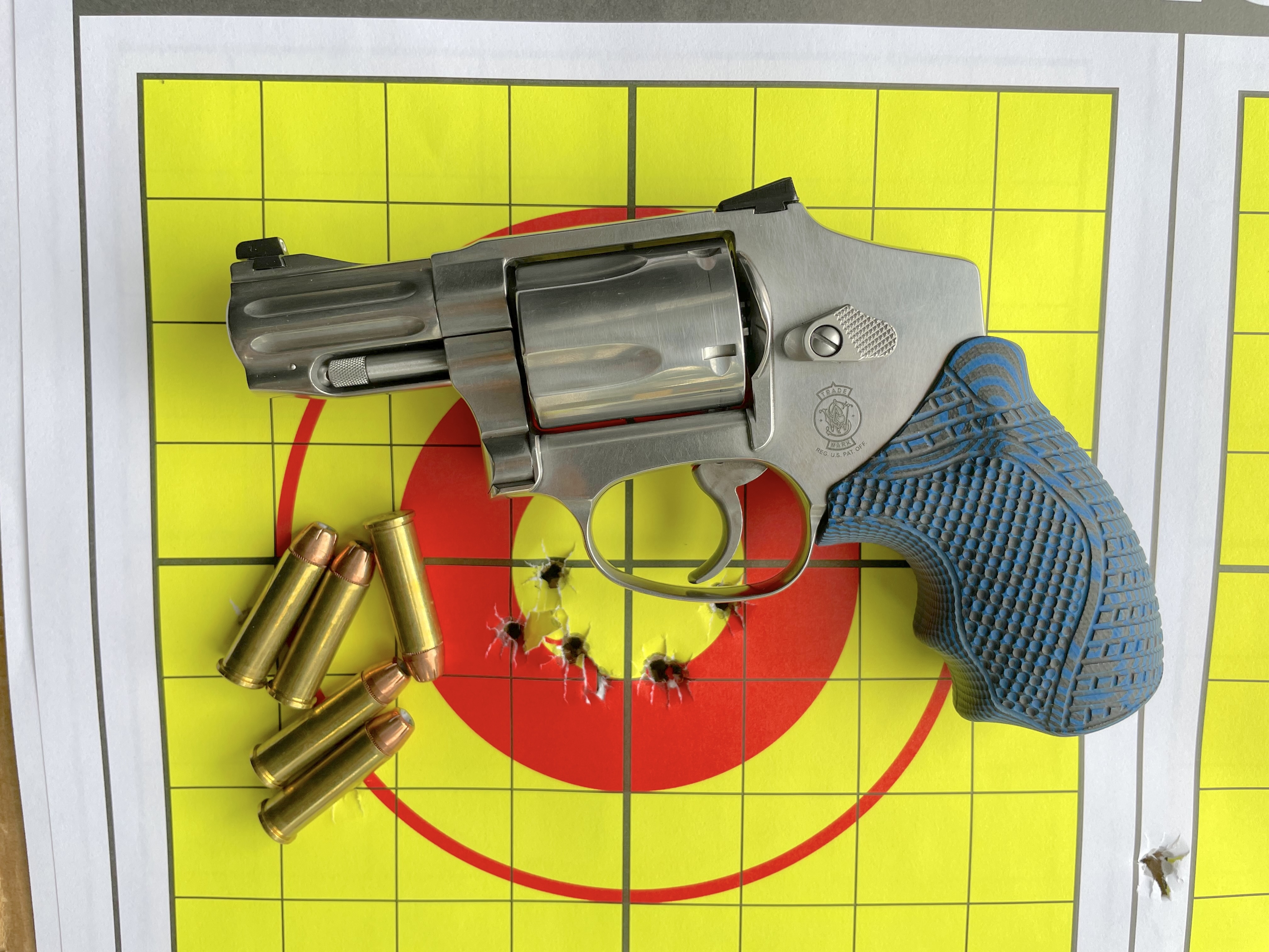 LOK 2-Finger Carry G10 Revolver Grips on S&W J-Frame